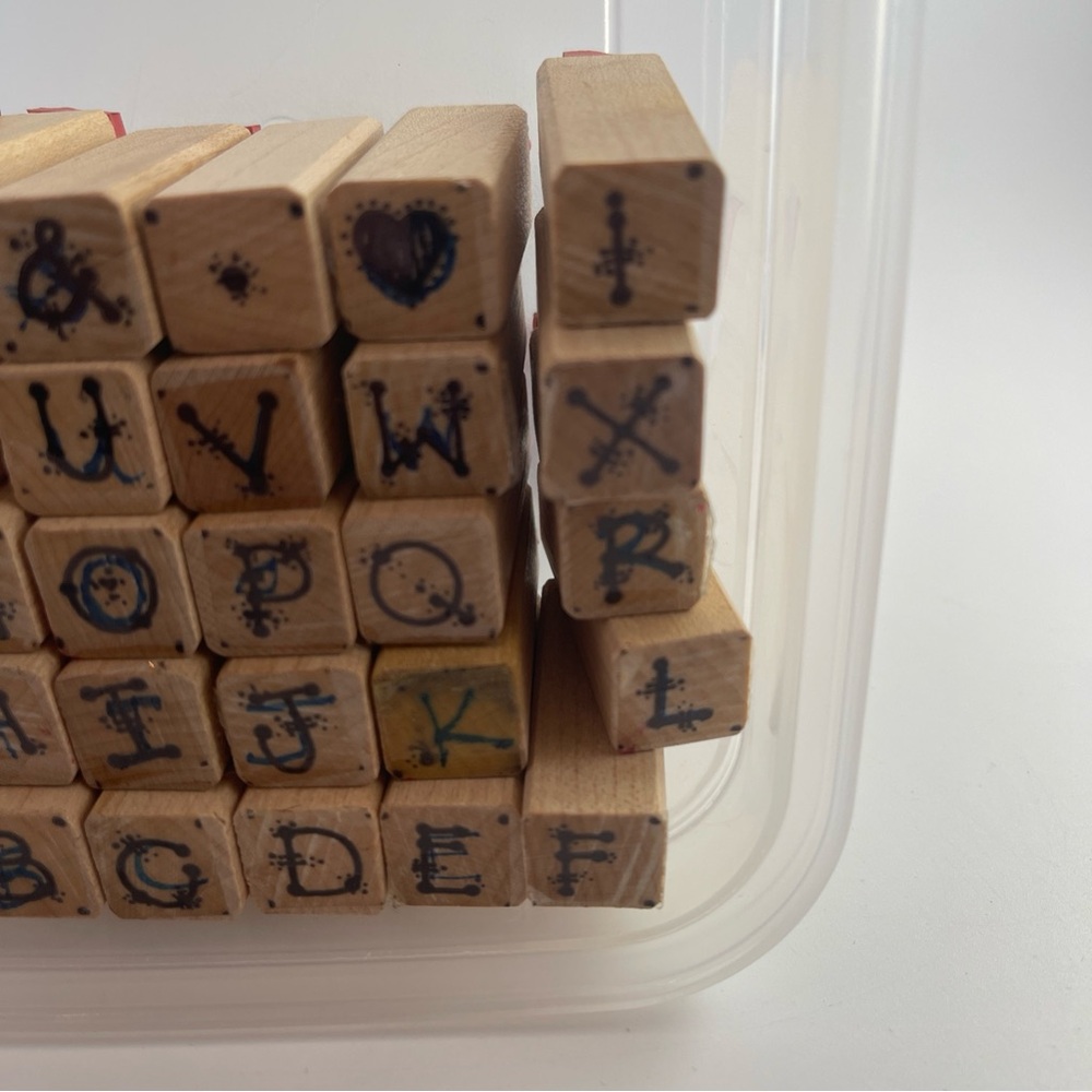 Rubber Alphabet Upper Case Stamps Set of 30 - Picture 4 of 12